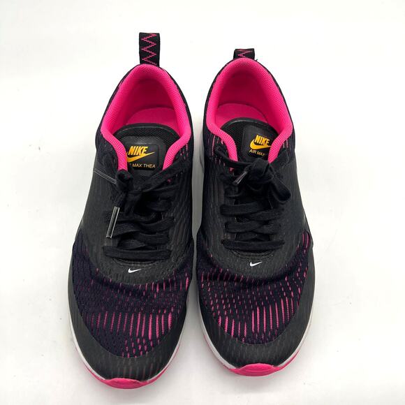 Nike Women's Athletic Shoes Size 6 US Black Pink - Picture 1 of 15